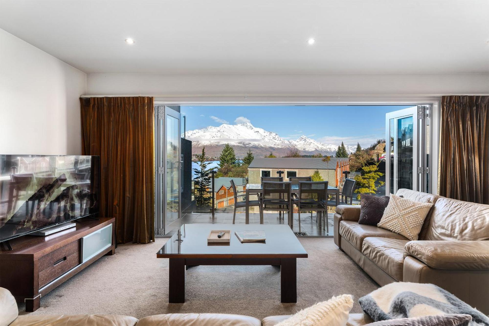 Lakefront Living - 4 Bedrm Apartment Alpine Vilage Queenstown Exteriér fotografie